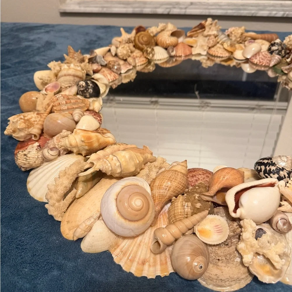 Large round seashell mirror. Natural seashells, crab, sea star, lobster 28” diam
